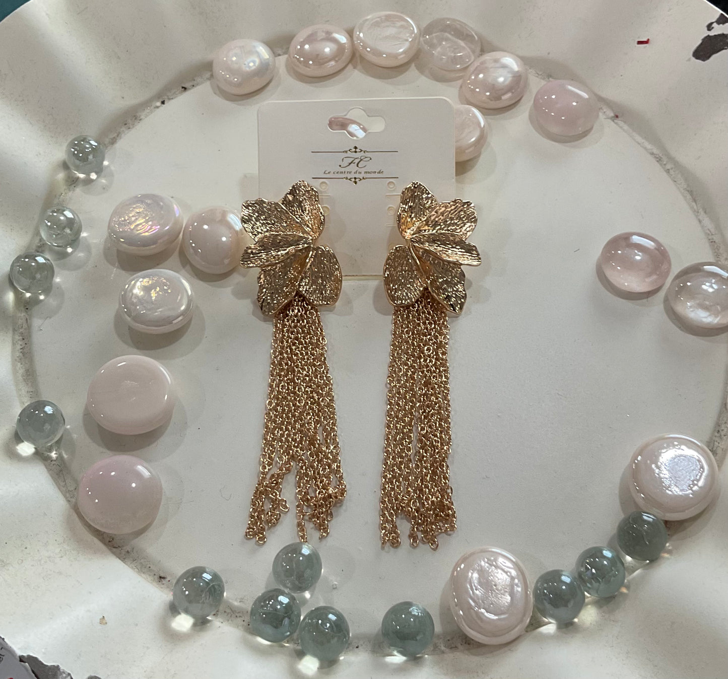 Half flower and chain frindge earring