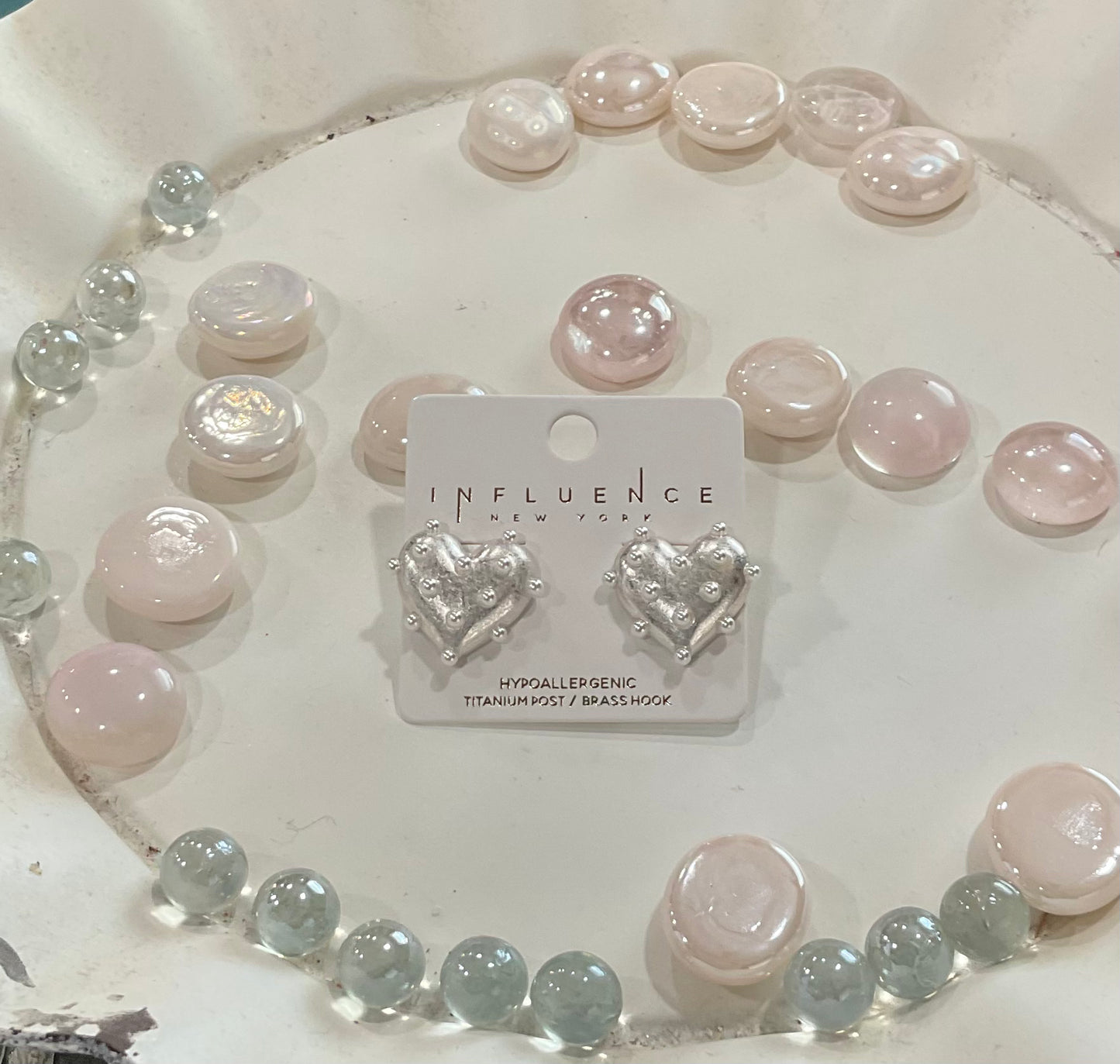 Silver pearl metal heart stud earrings