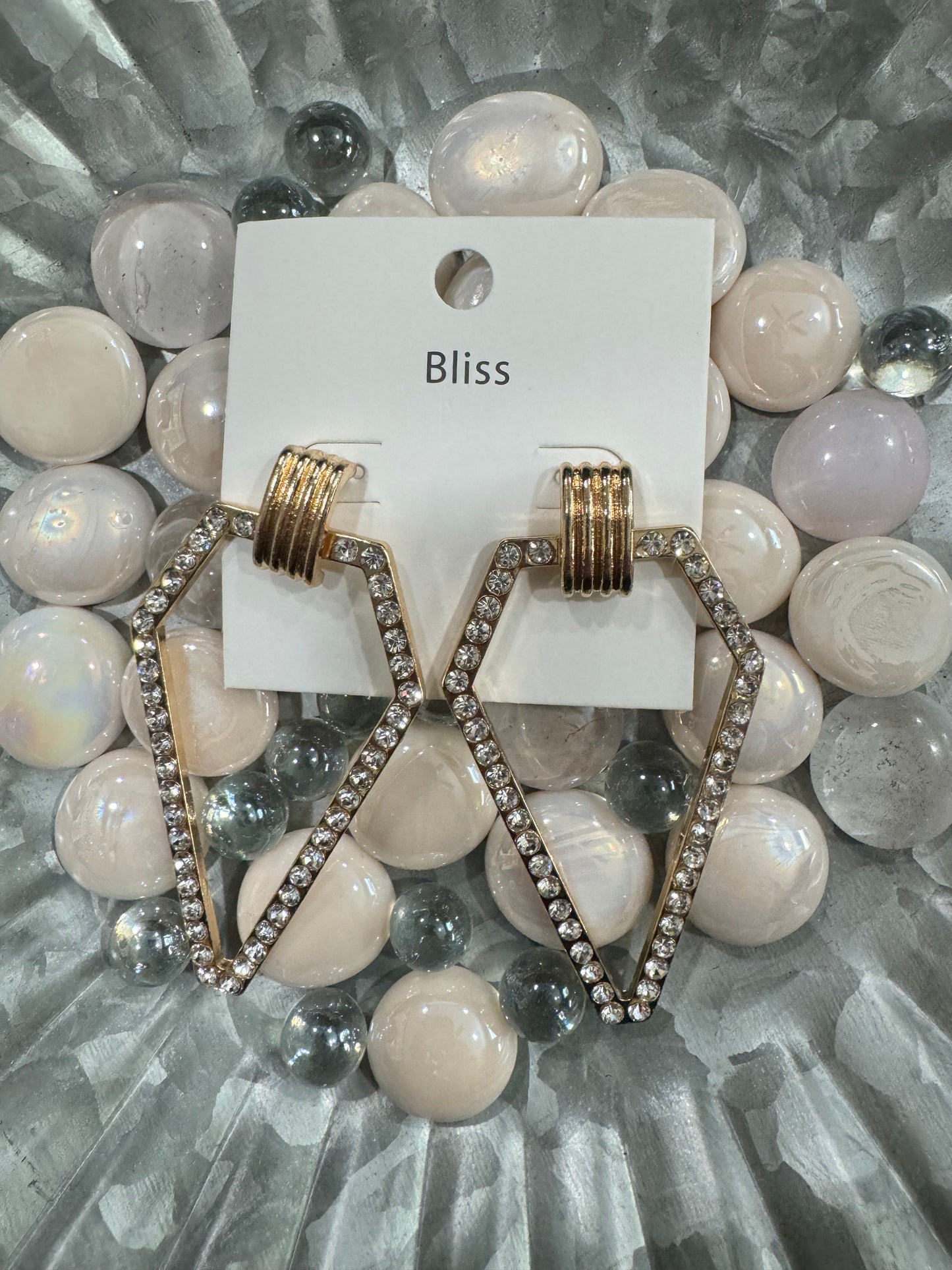 Diamand shape hanging gold earrings