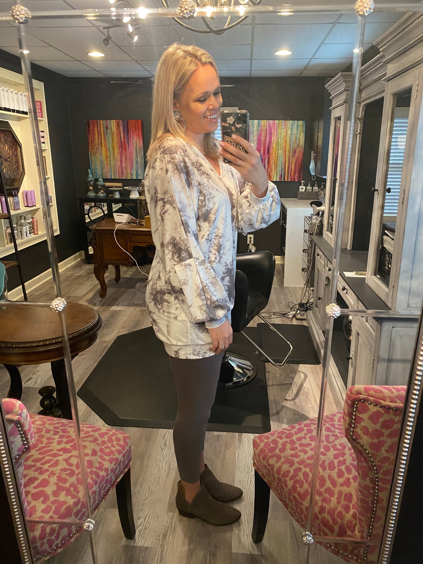 V-neck tie-dyed long blouse