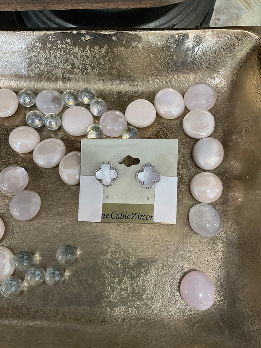 Clover Studs