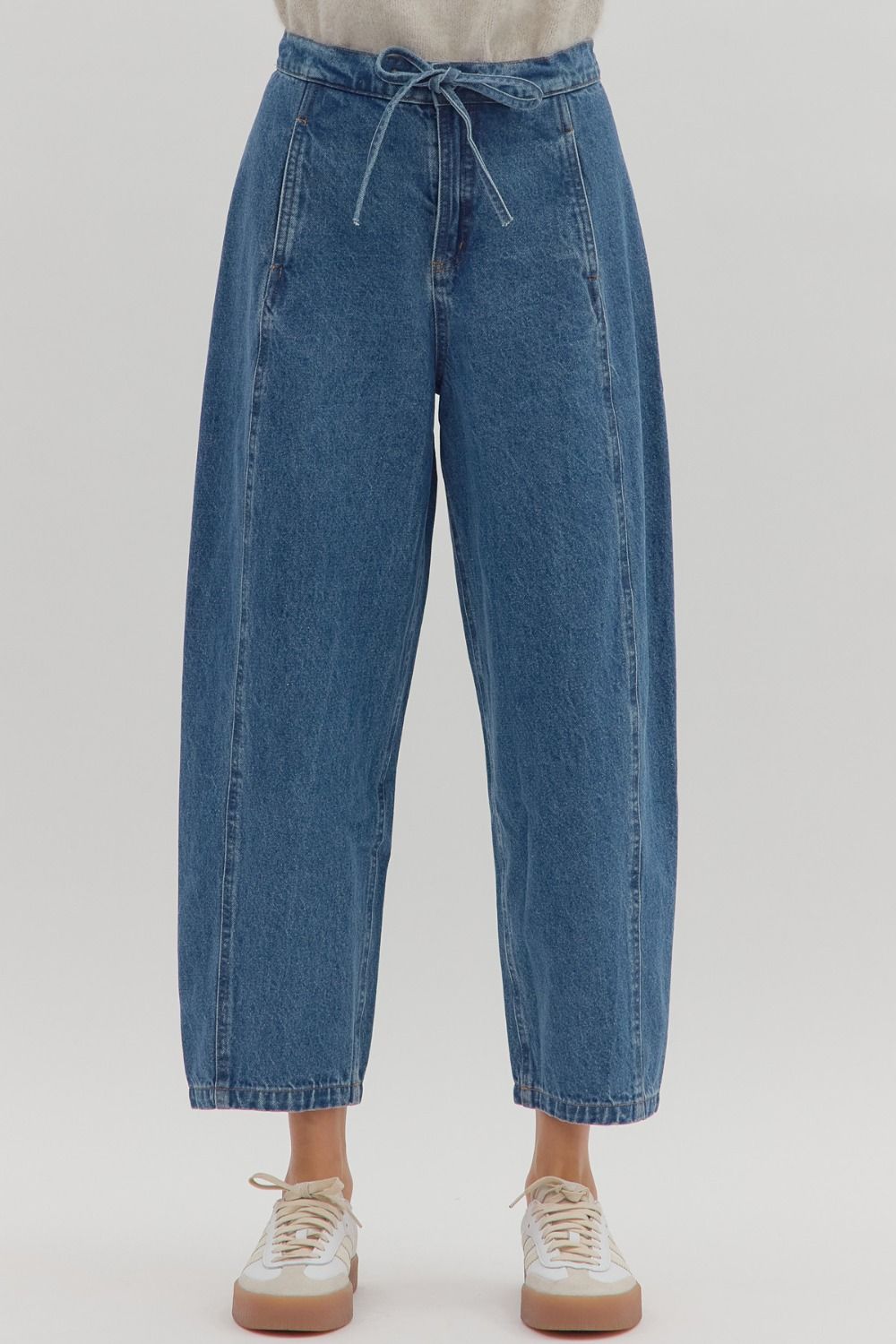 High wasted Barrel Jeans