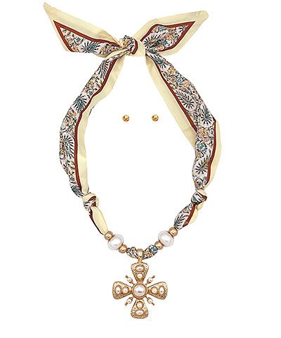 Big charm scarf necklace