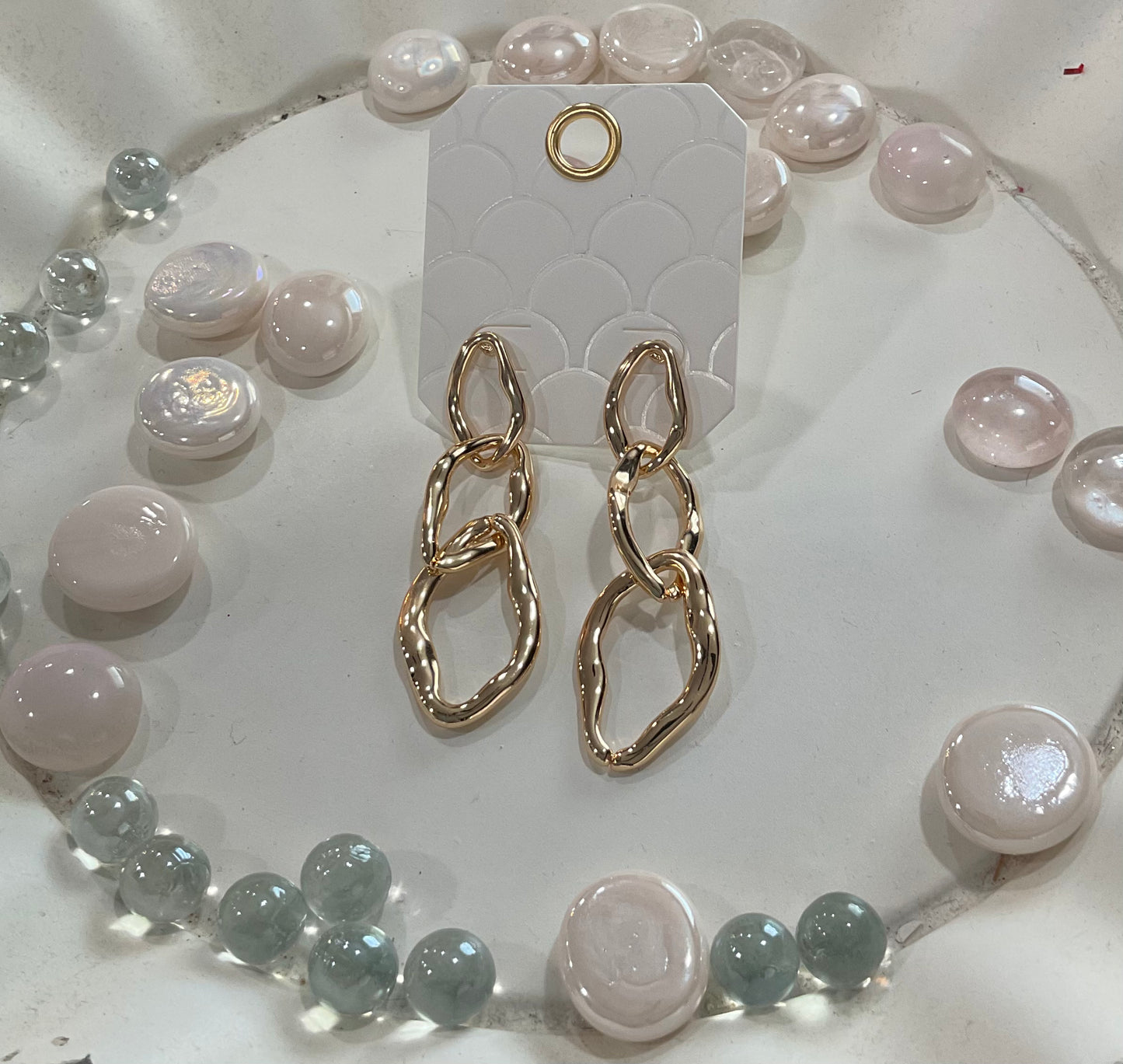 textured oval long earrings