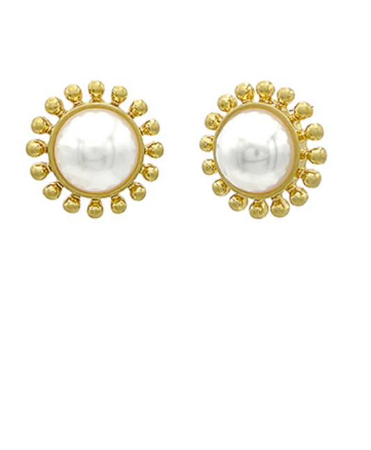 Gold dotted pearl earrings