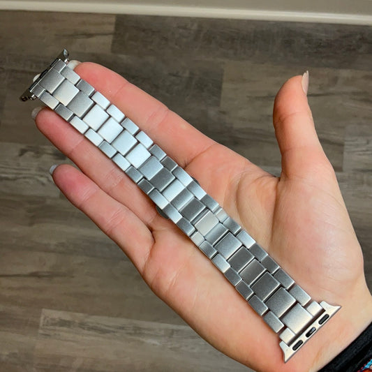 Matte metal watchband