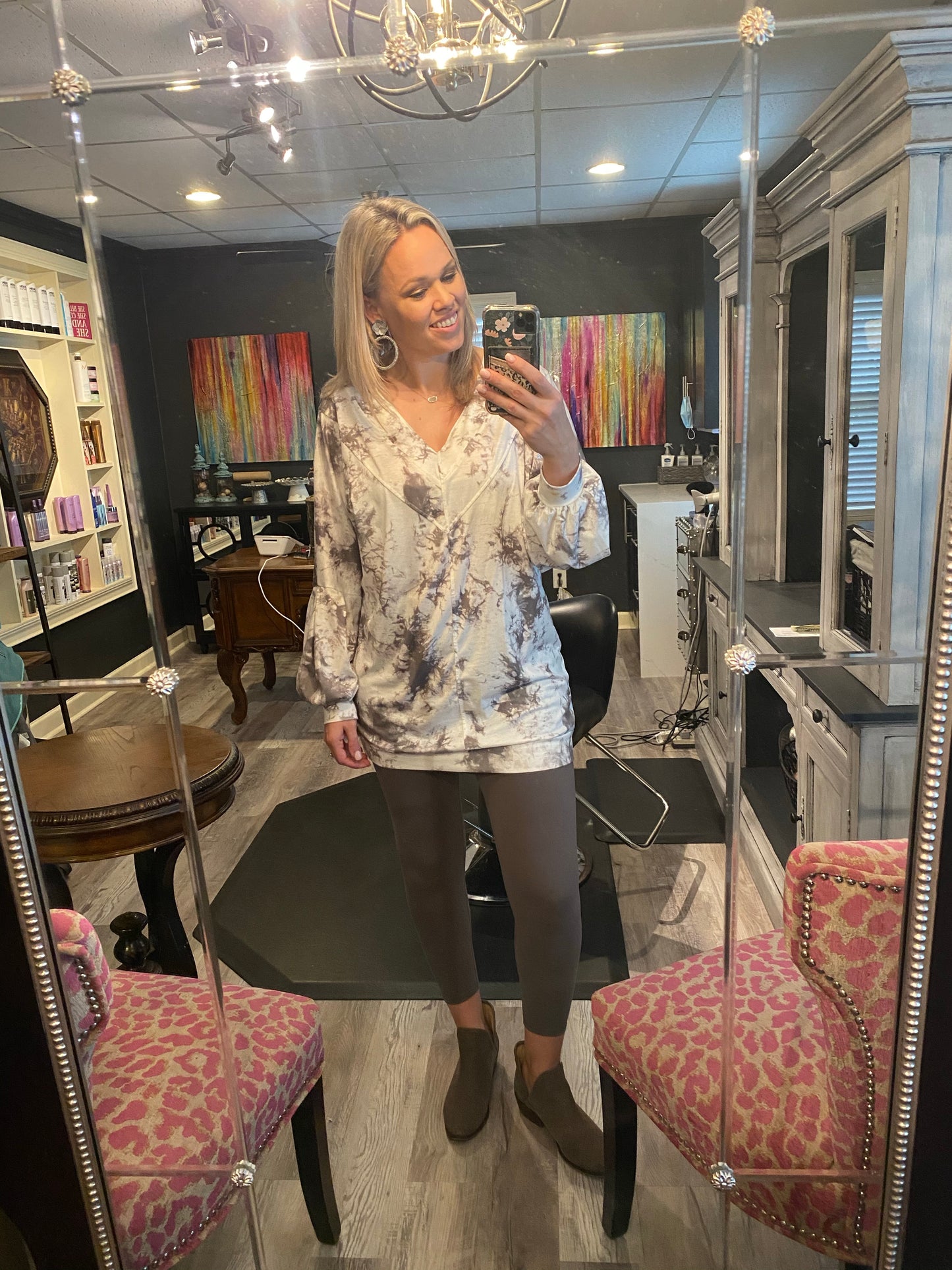 V-neck tie-dyed long blouse