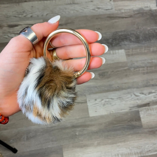 Leopard pom-pom keychain